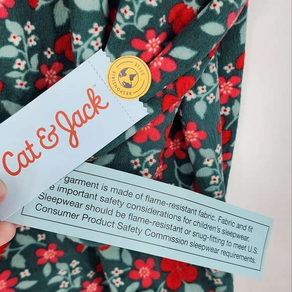 Cat & Jack NWT Velour Floral Night Gown Pajamas Long Sleeve Ruffles Girl's - Picture 5 of 6